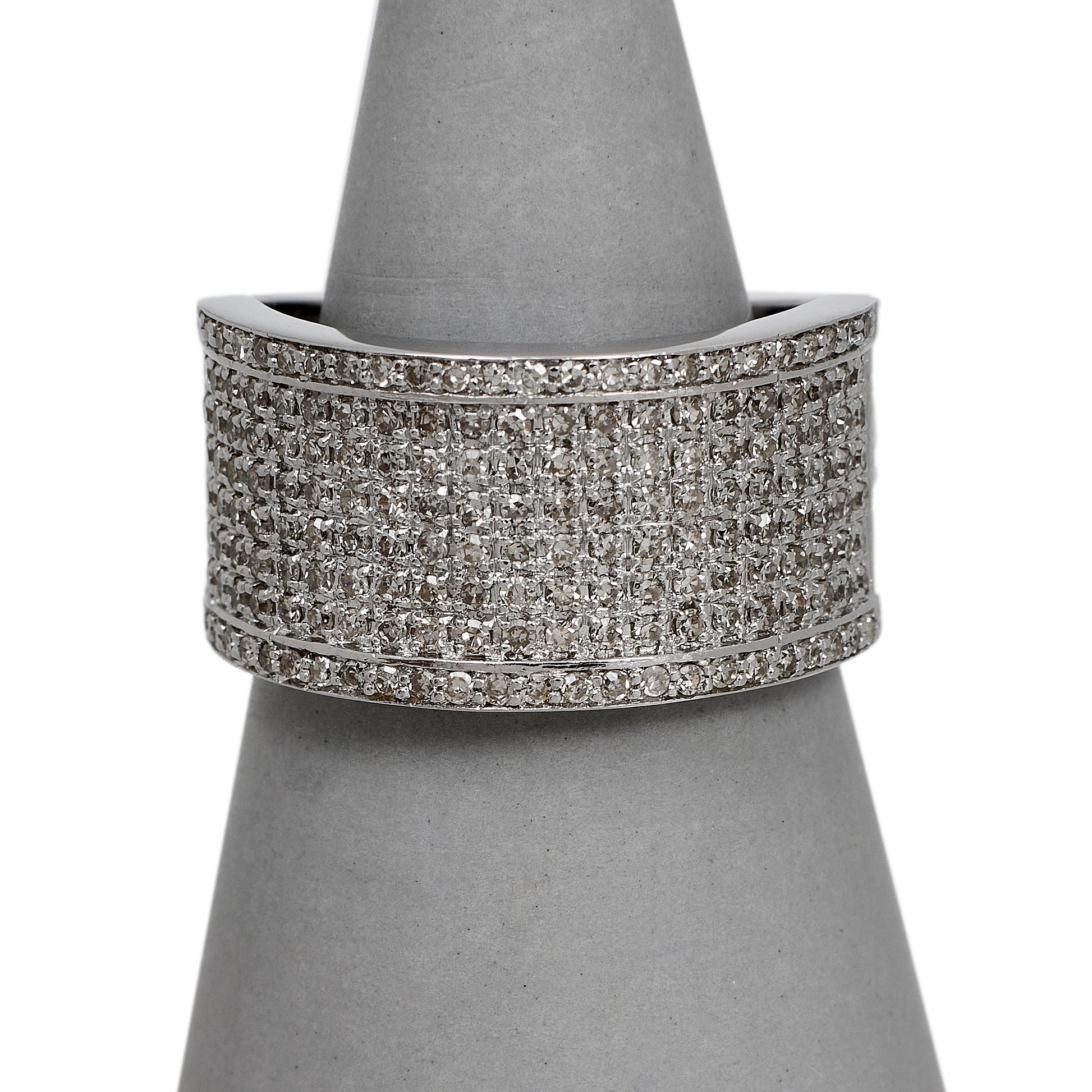 Pre-Owned 18ct White Gold 8 Row Diamond Ring Size Q