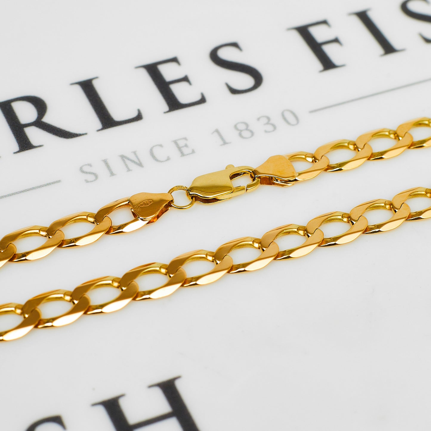 Pre-Owned 9ct Gold Curb Chain Necklace 22 Inch