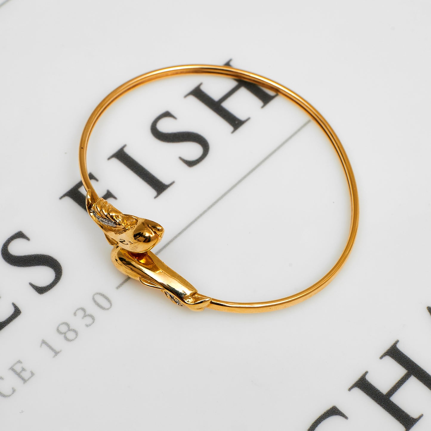 Pre-Owned 9ct Gold Crossover Dolphin Bangle