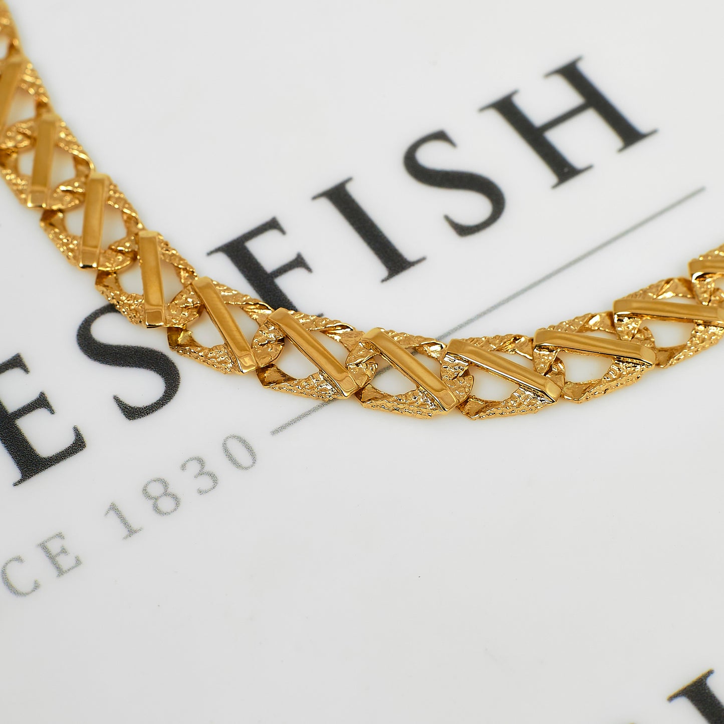 Pre-Owned 9ct Gold Barked Anchor Curb Chain Bracelet
