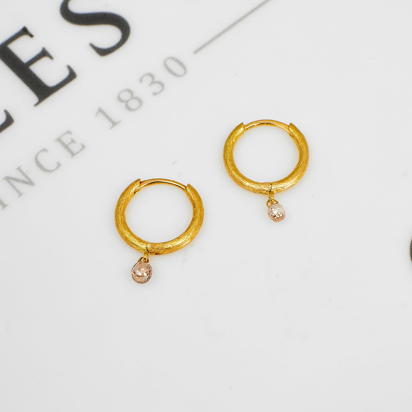 Pre-Owned 18ct Gold Bark Texture Diamond Hoop Earrings