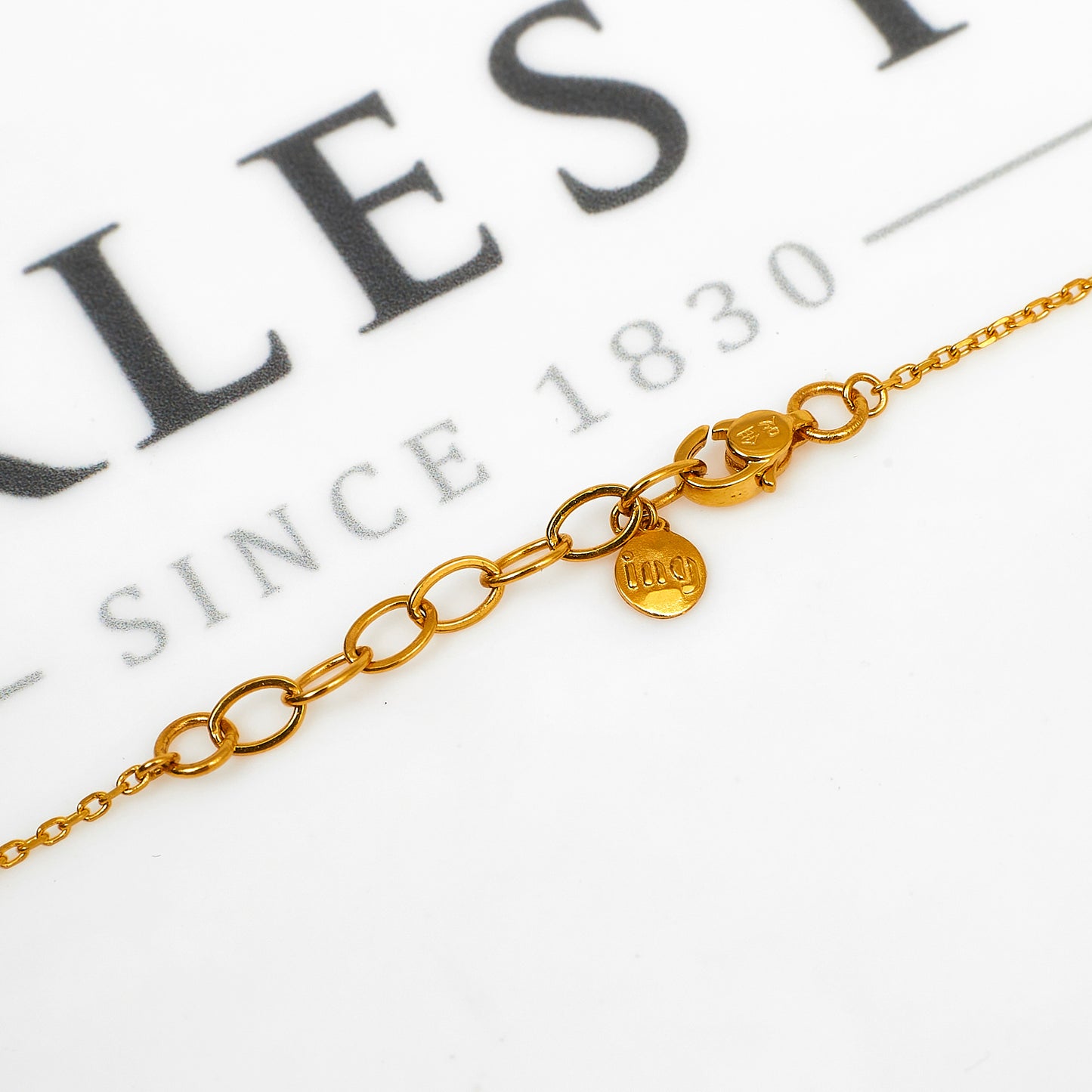 Pre-Owned 999 Fineness Gold Openwork Oval Pendant Necklace