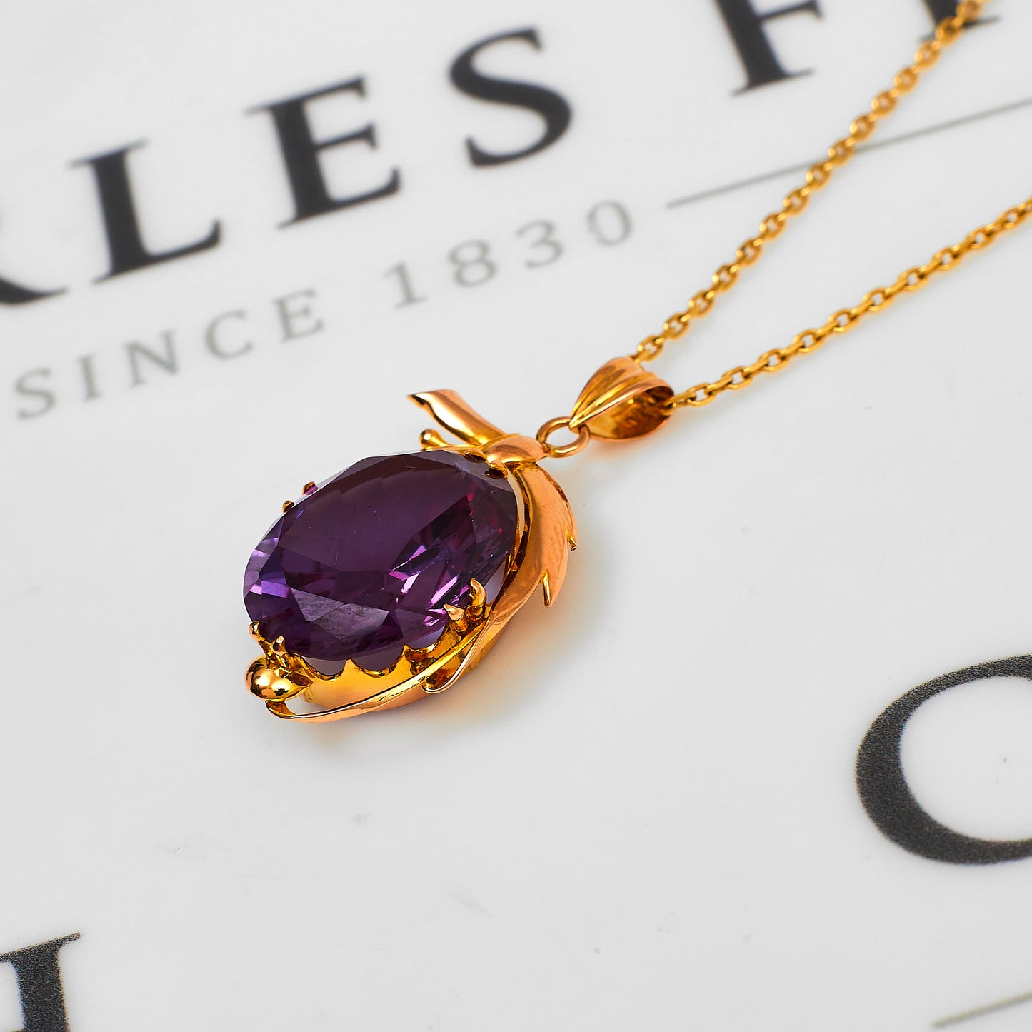 Pre-Owned 18ct Gold Oval Purple Synthetic Sapphire Pendant