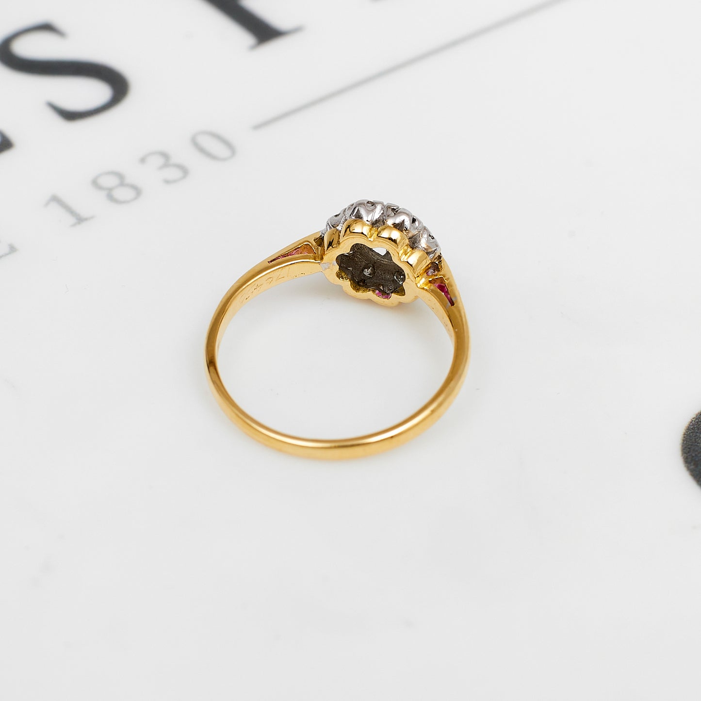 Pre-Owned 18ct Gold Diamond Cluster Ring Size K