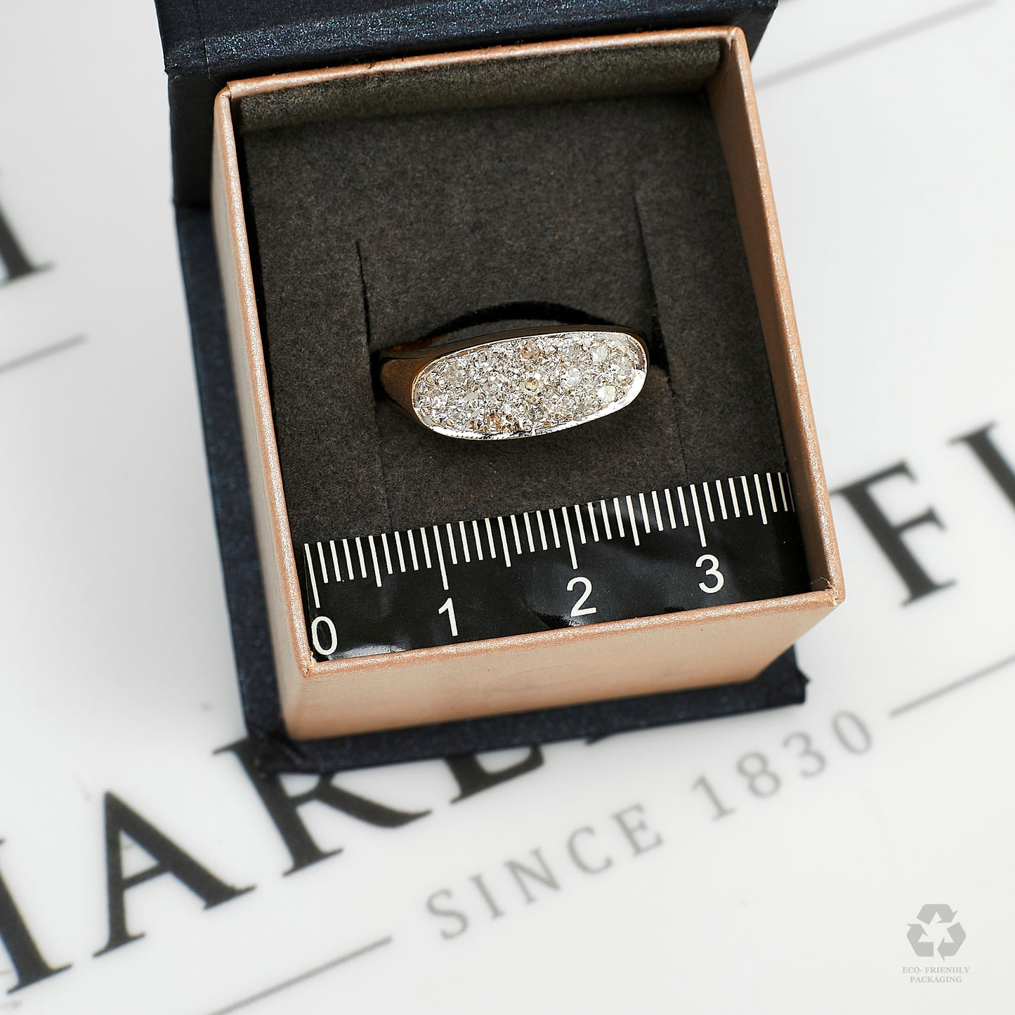 Pre-Owned 9ct Gold Oval Multi Diamond Dress Ring Size R.5