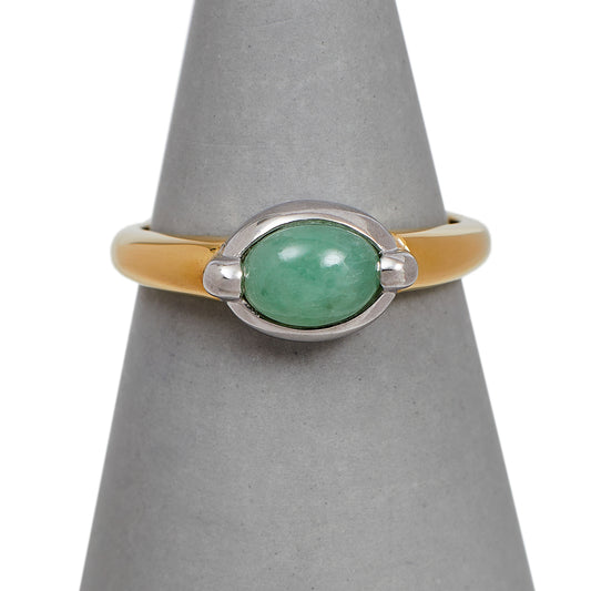 Pre-Owned 9ct Gold Oval Jade Dress Ring Size N