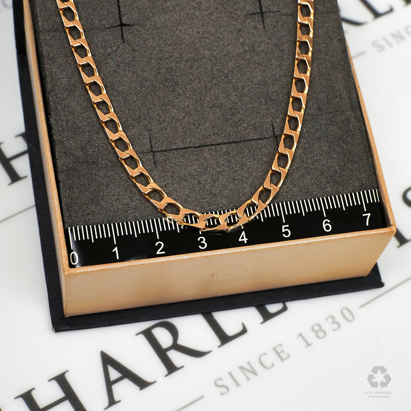 Pre-Owned 9ct Gold Curb Chain Necklace 24 Inch