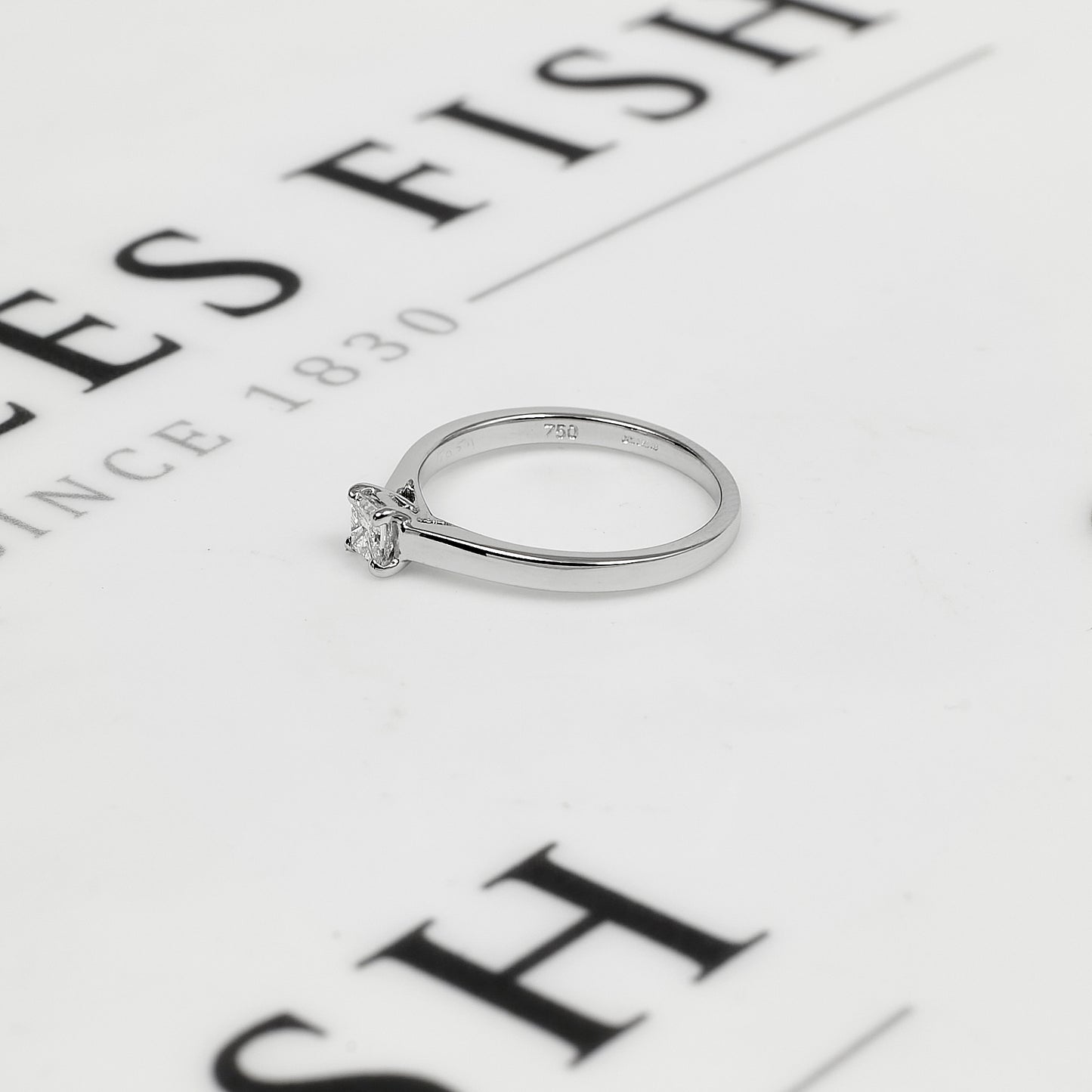 Pre-Owned 18ct White Gold Princess Cut Diamond Ring Size M