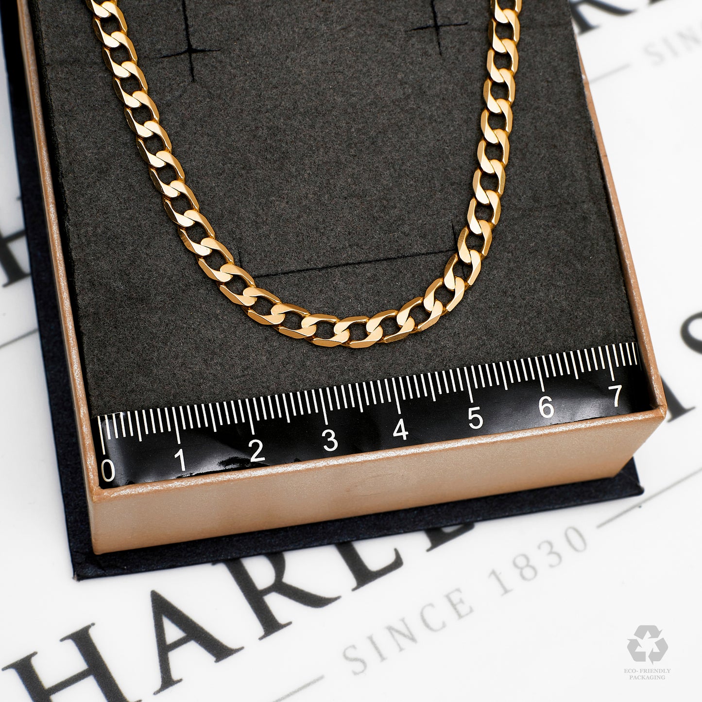 Pre-Owned 9ct Gold Curb Chain Necklace 22 Inch