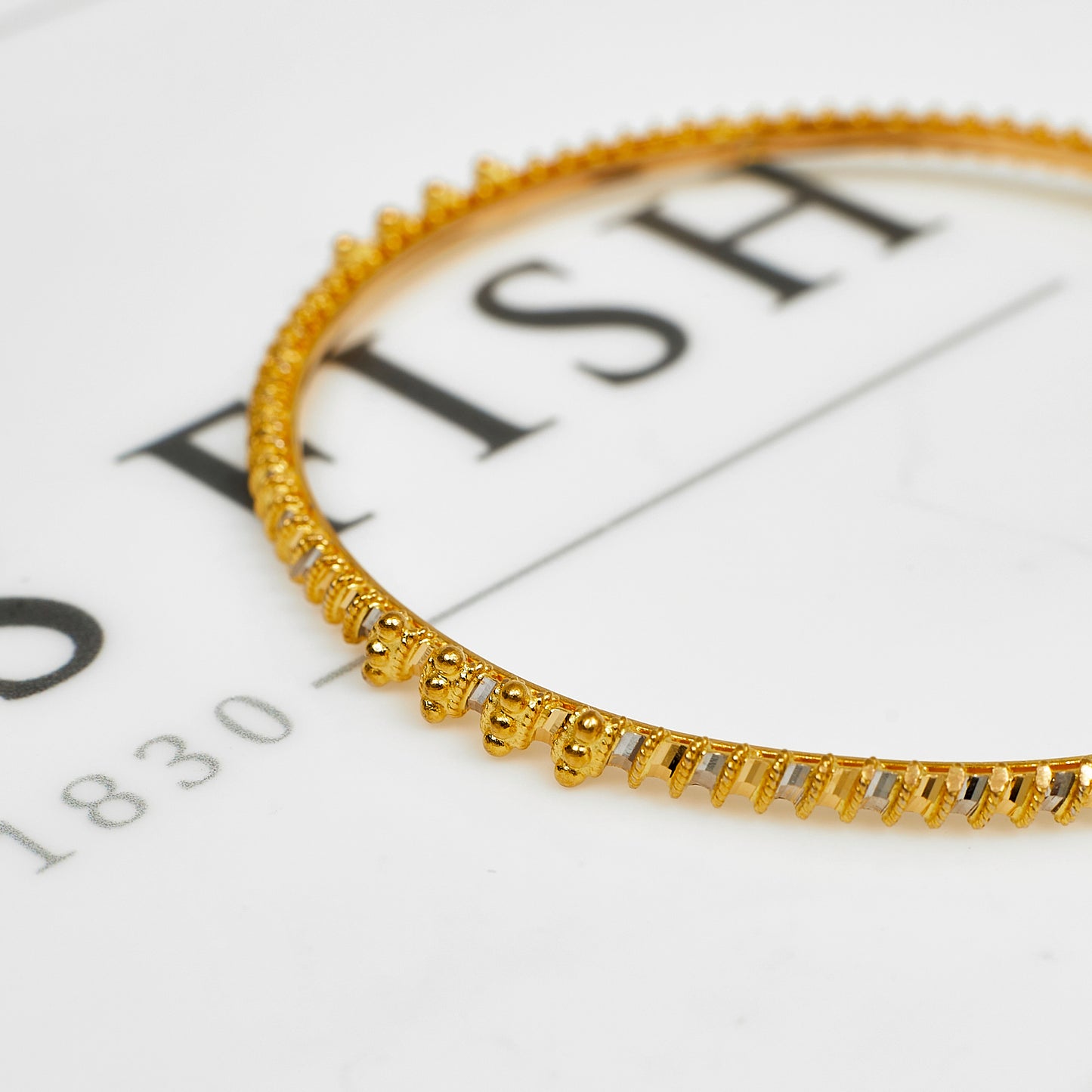 Pre-Owned 22ct Gold 2 Tone Bead Twist Bangle