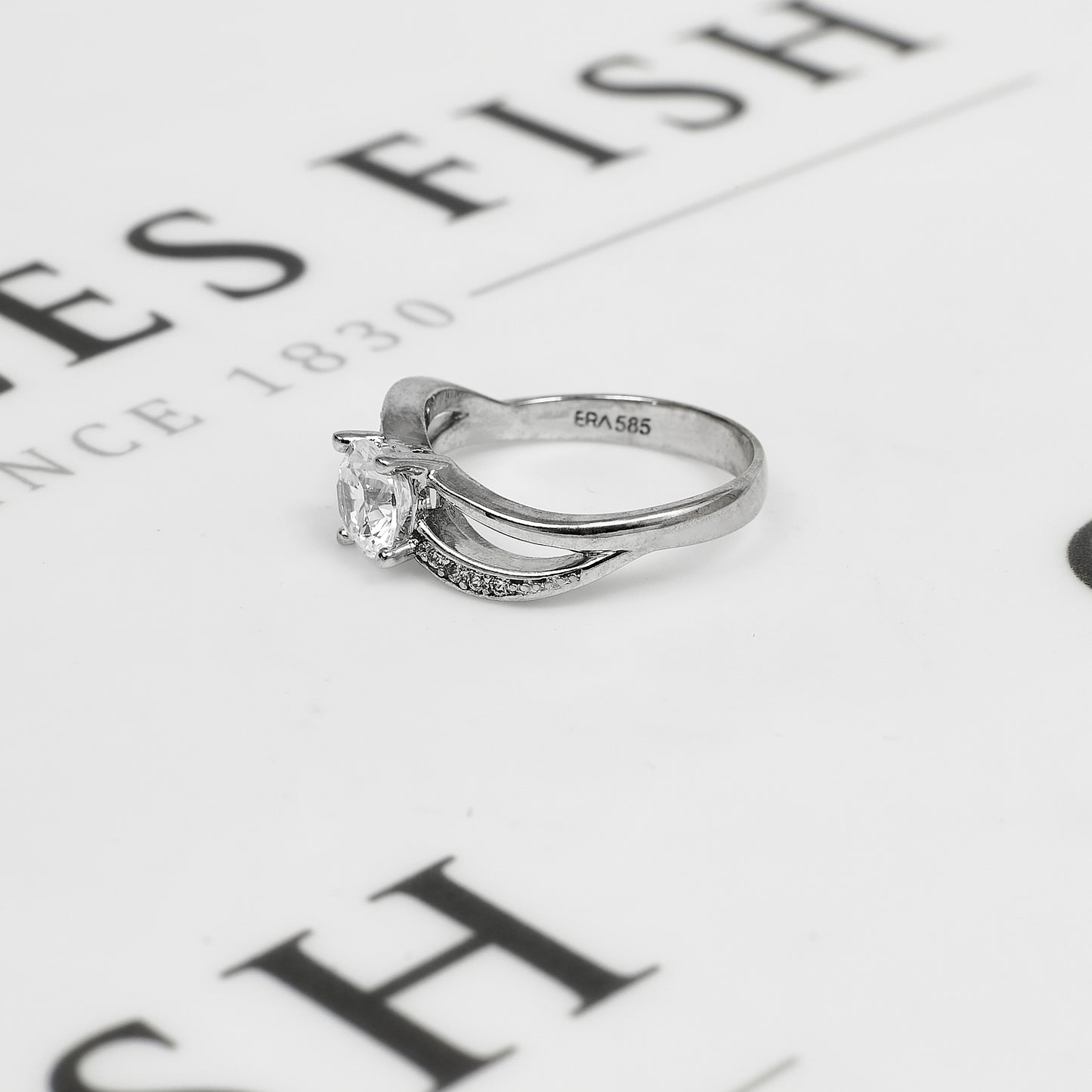 Pre-Owned 14ct White Gold CZ Wave Design Ring Size P