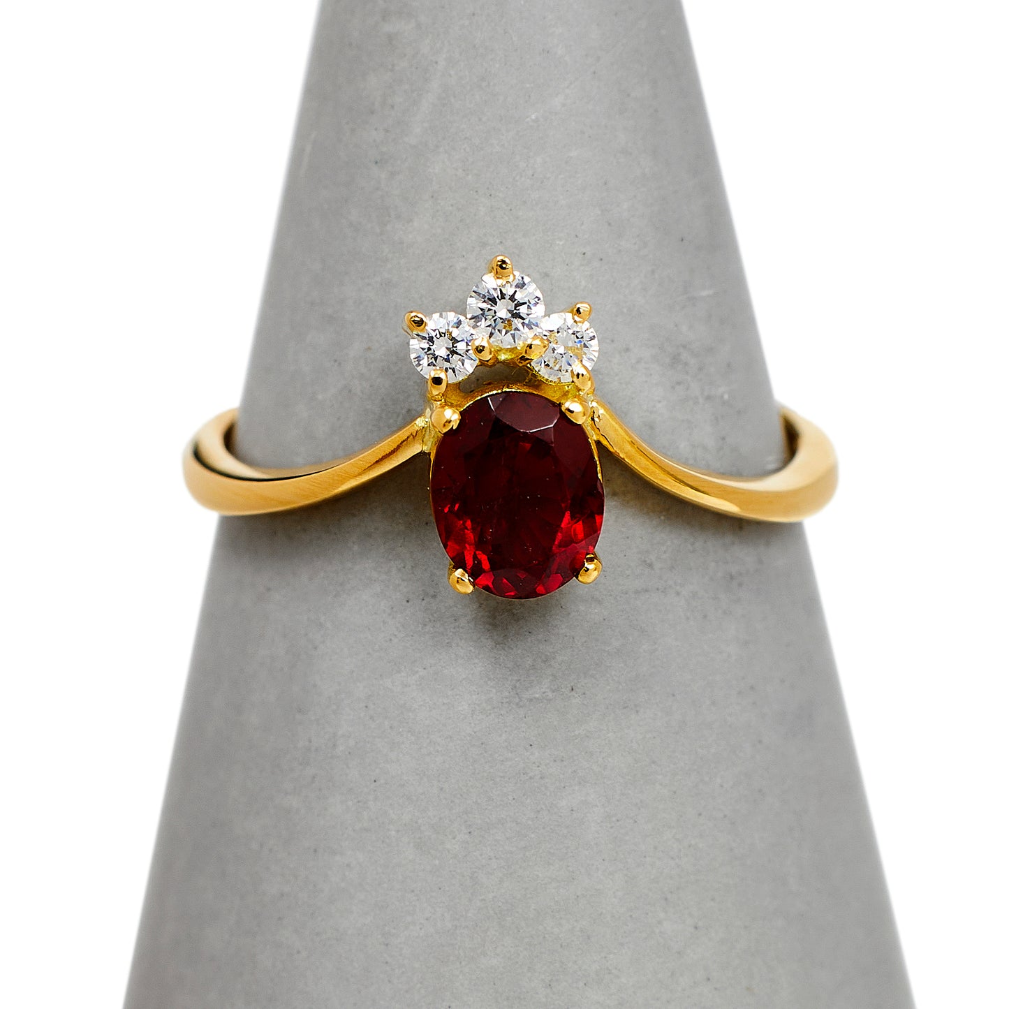 Pre-Owned 18ct Gold Garnet & CZ Dress Ring Size O.5