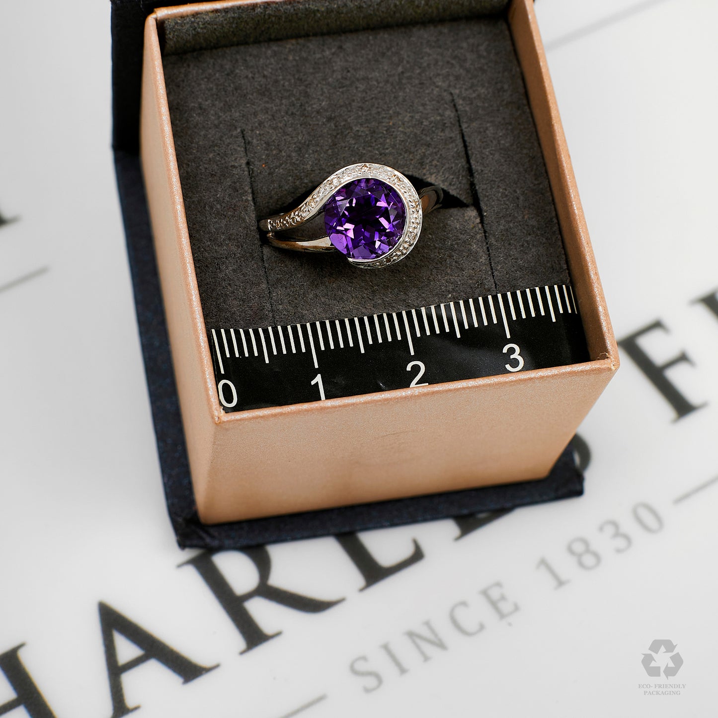 Pre-Owned 9ct White Gold Amethyst & Diamond Ring Size K