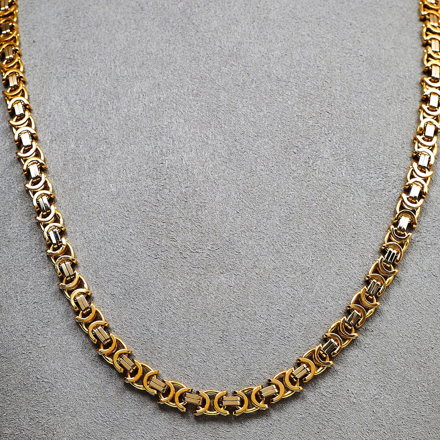 Pre-Owned 18ct Gold 2 Tone Byzantine Chain Necklace 20 Inch