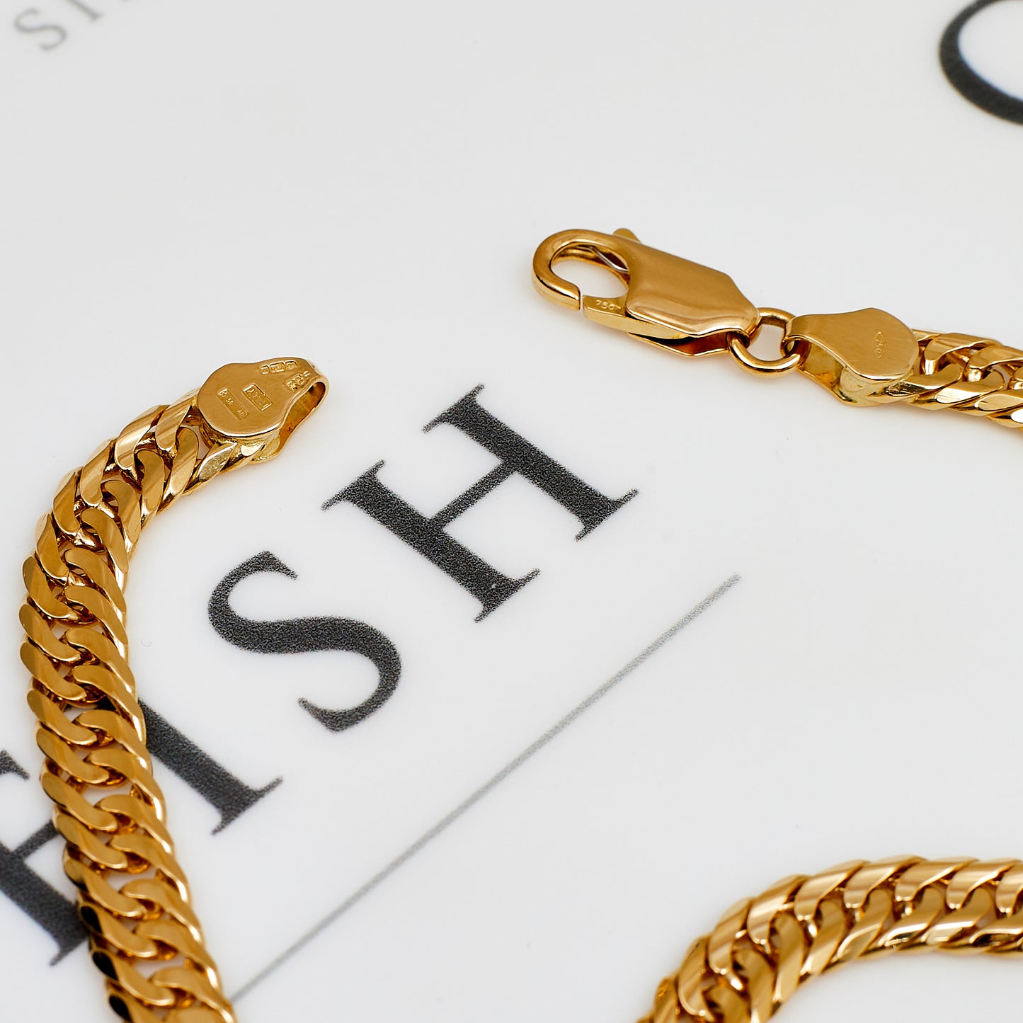 Pre-Owned 18ct Gold Curb Chain Bracelet 8 Inch