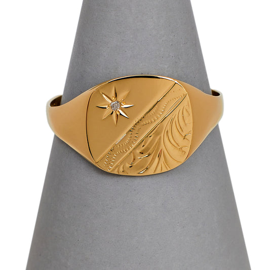 Pre-Owned 9ct Gold & Diamond Mens Half Pattern Signet Ring 