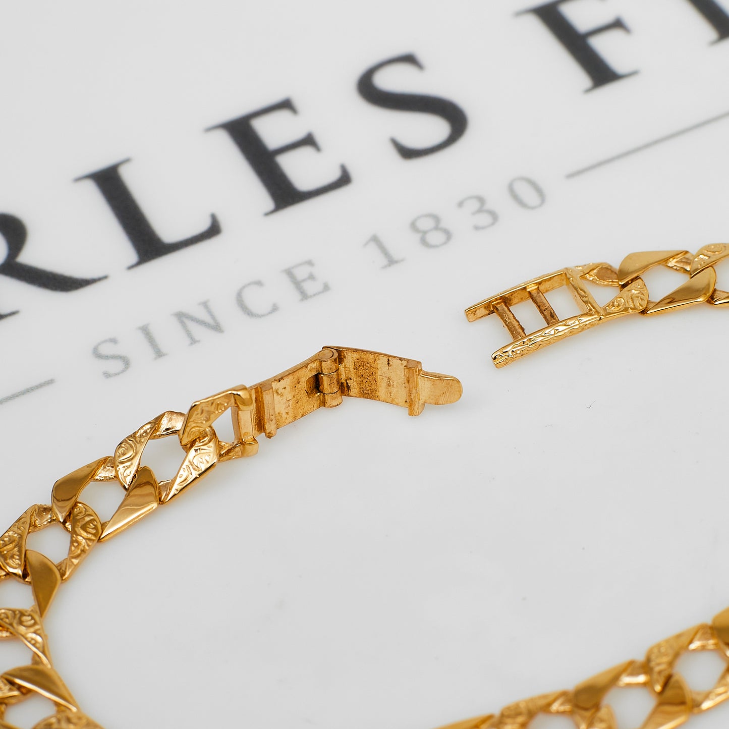 Pre-Owned 9ct Gold Pattern Polish Curb Bracelet 7 Inch