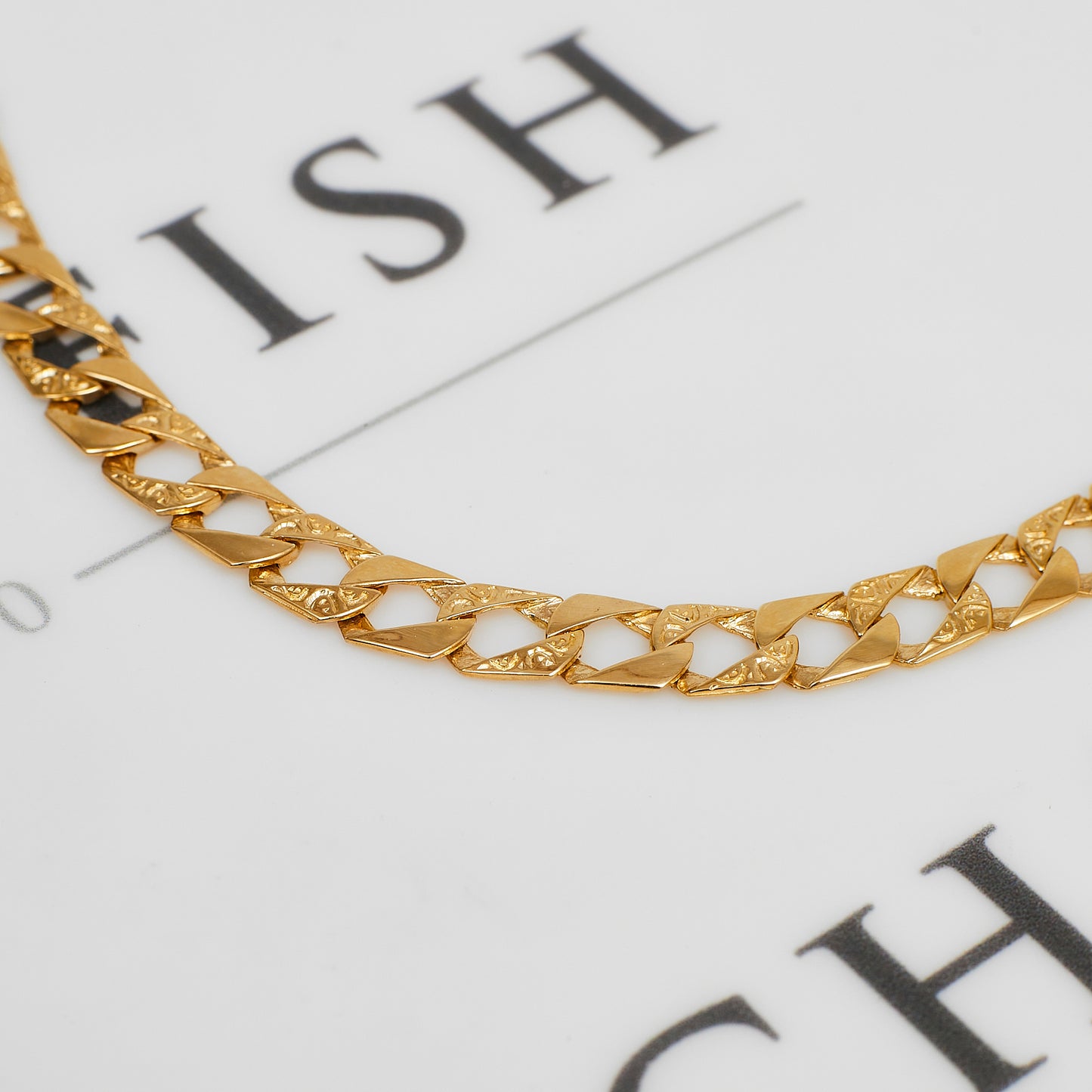 Pre-Owned 9ct Gold Pattern & Polish Curb Bracelet 7 Inch