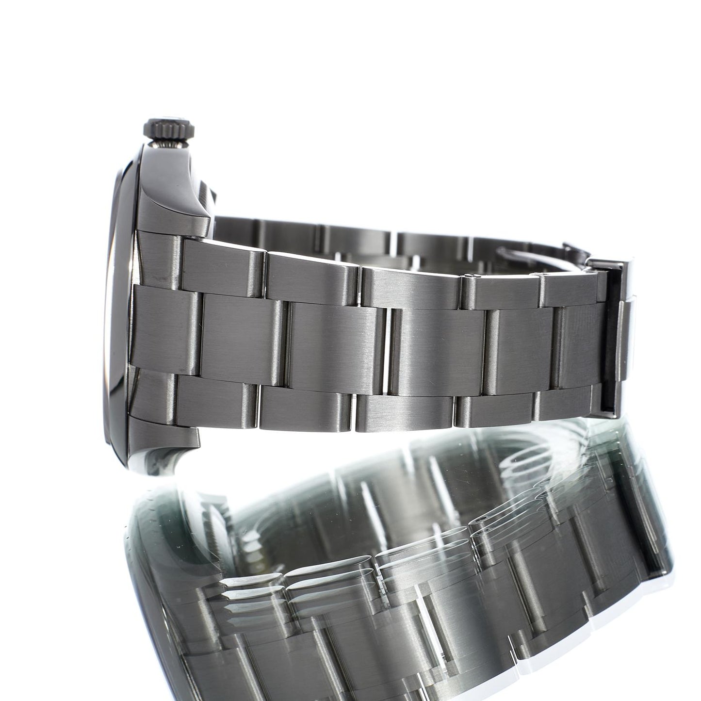 Pre-Owned Rolex Oyster Perpetual 39 114300