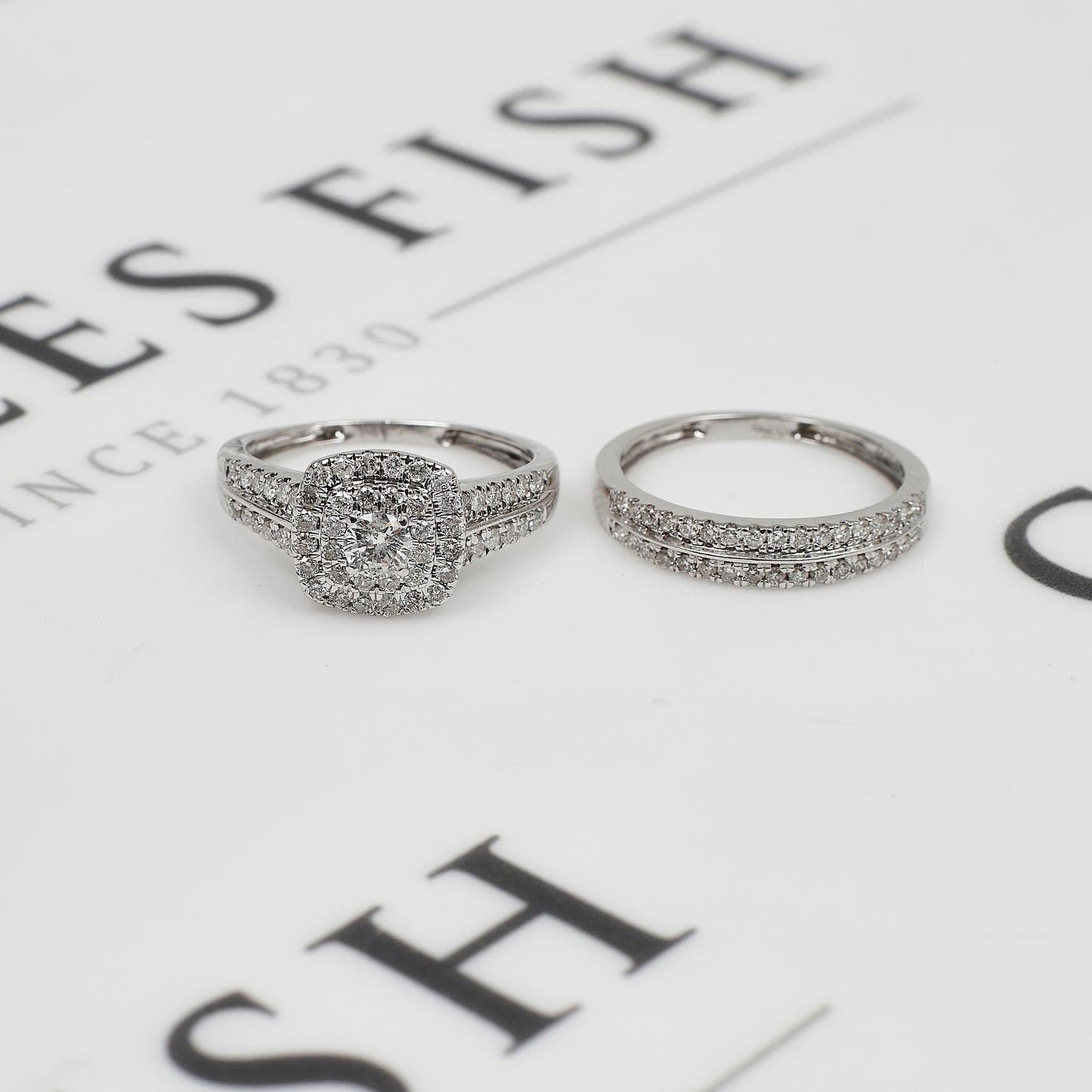 Pre-Owned 18ct White Gold Diamond Ring Wedding SET Size N.5