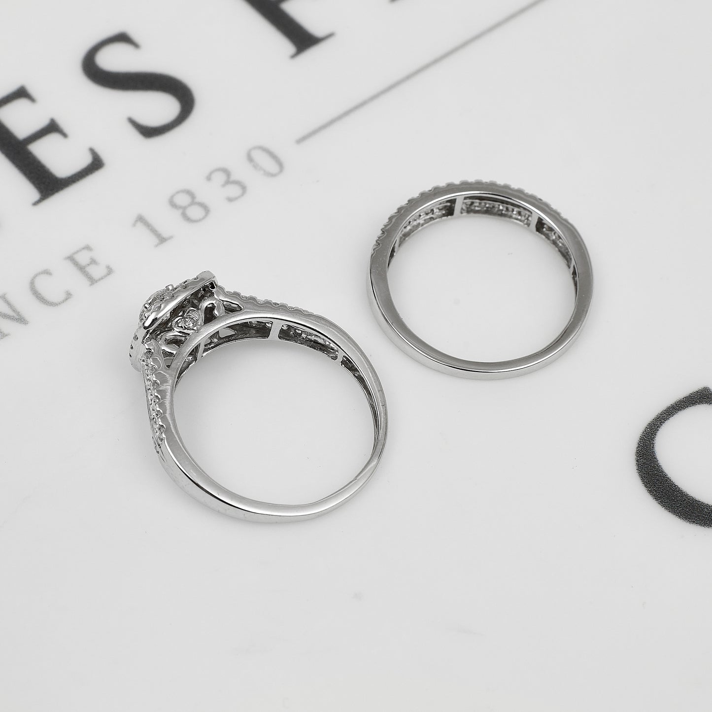 Pre-Owned 18ct White Gold Diamond Ring Wedding SET Size N.5