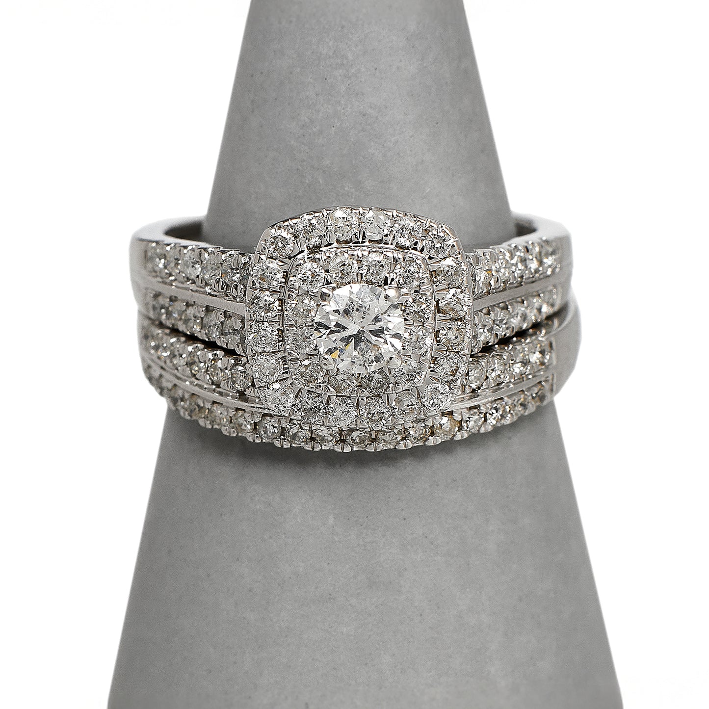 Pre-Owned 18ct White Gold Diamond Ring Wedding SET Size N.5