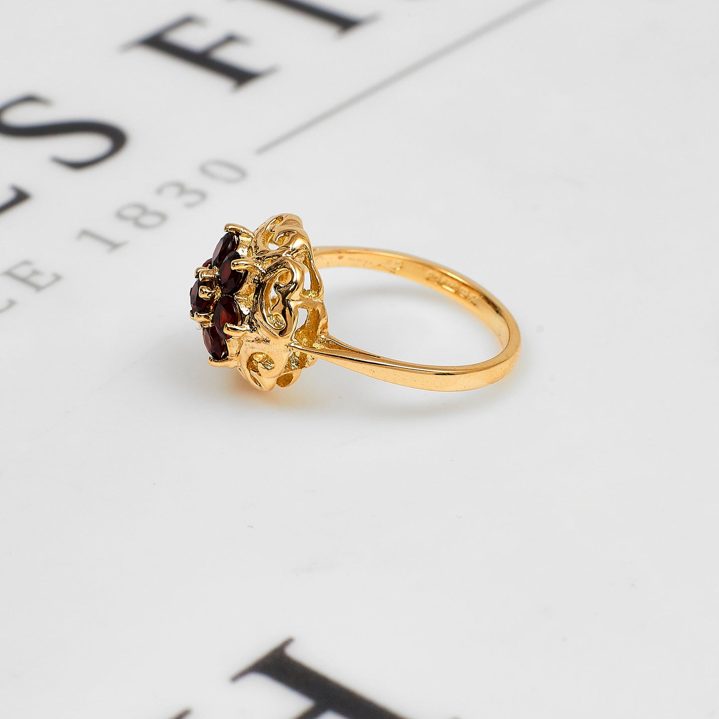 Pre-Owned 9ct Gold 7 Garnet Cluster Ring Size K