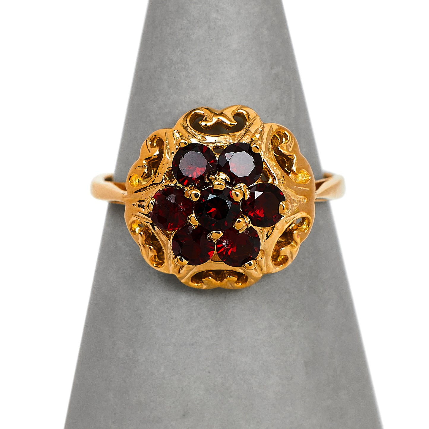 Pre-Owned 9ct Gold 7 Garnet Cluster Ring Size K