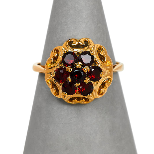 Pre-Owned 9ct Gold 7 Garnet Cluster Ring Size K
