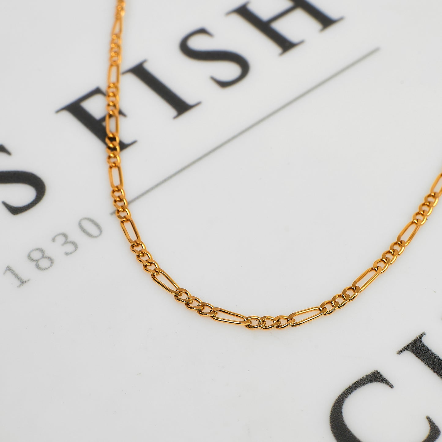 Pre-Owned 18ct Gold Figaro Necklace 23 Inch