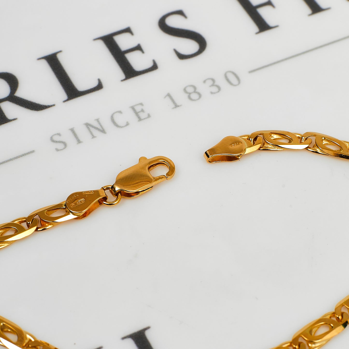 Pre-Owned 18ct Gold Anchor Link Bracelet 8 Inch