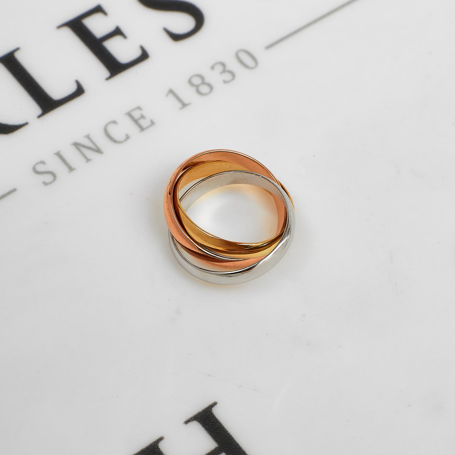 Pre-Owned 18ct Gold Tricolor Russian Wedding Ring Size H