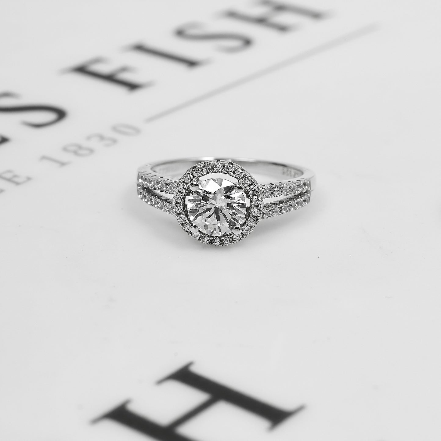 Pre-Owned Sterling Silver CZ Round Cluster Ring Size O.5