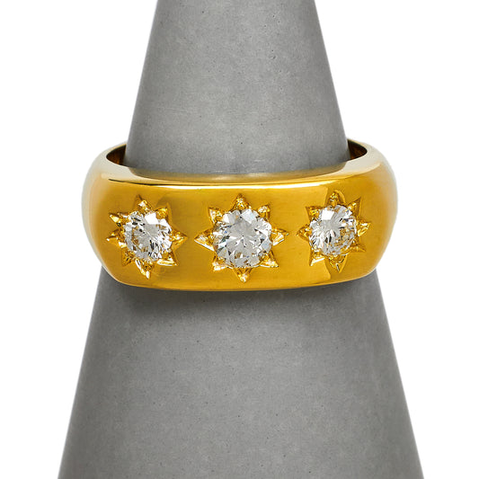 Pre-Owned 18ct Gold 3 Diamond Flush Set Ring Size R