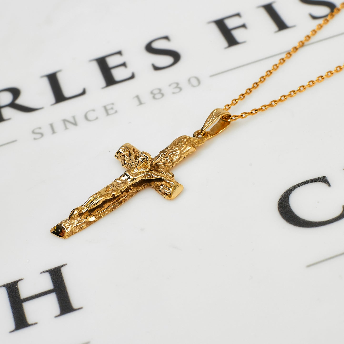 Pre-Owned 14ct Gold Crucifix Pendant