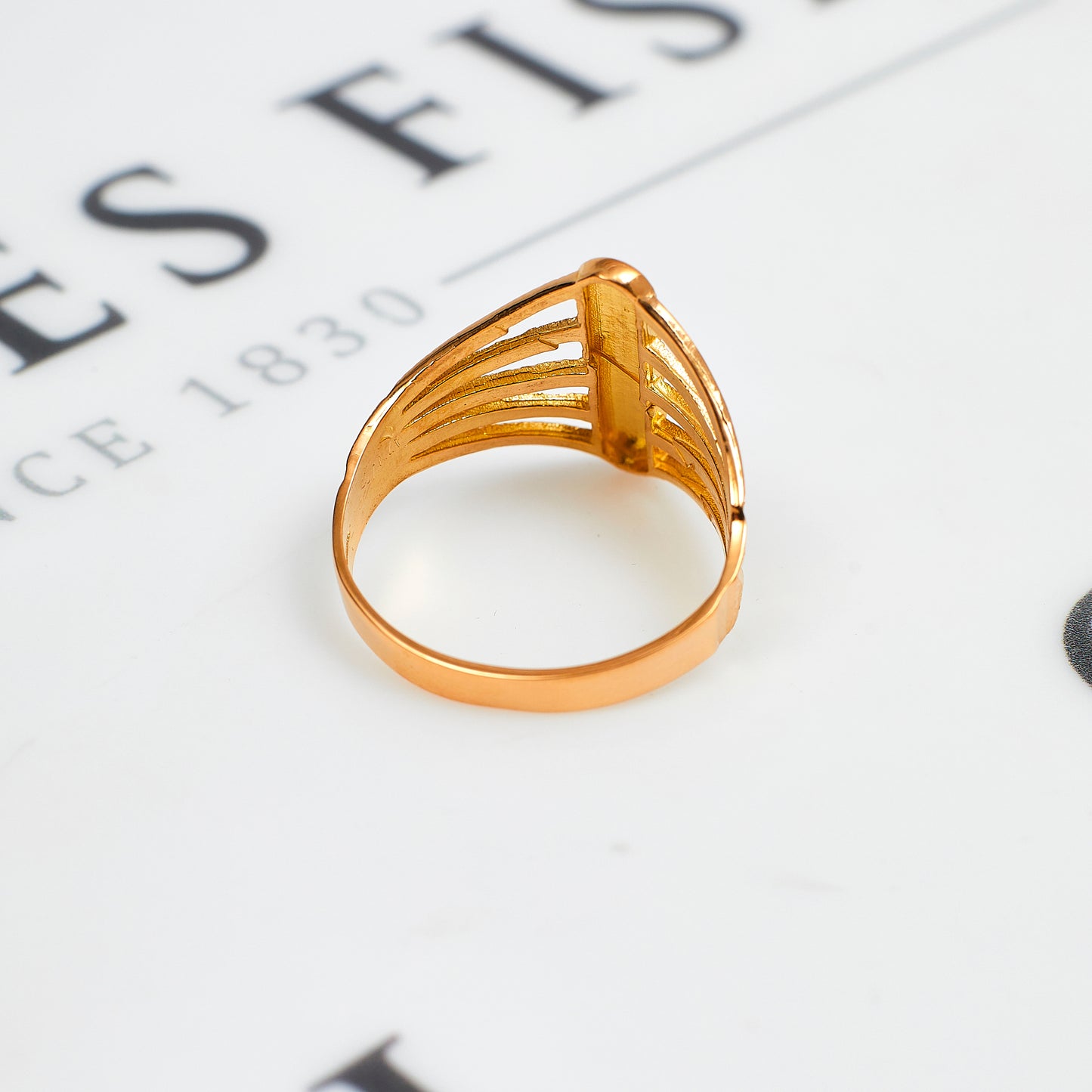 Pre-Owned 22ct Gold Patterned Dress Ring Size Q