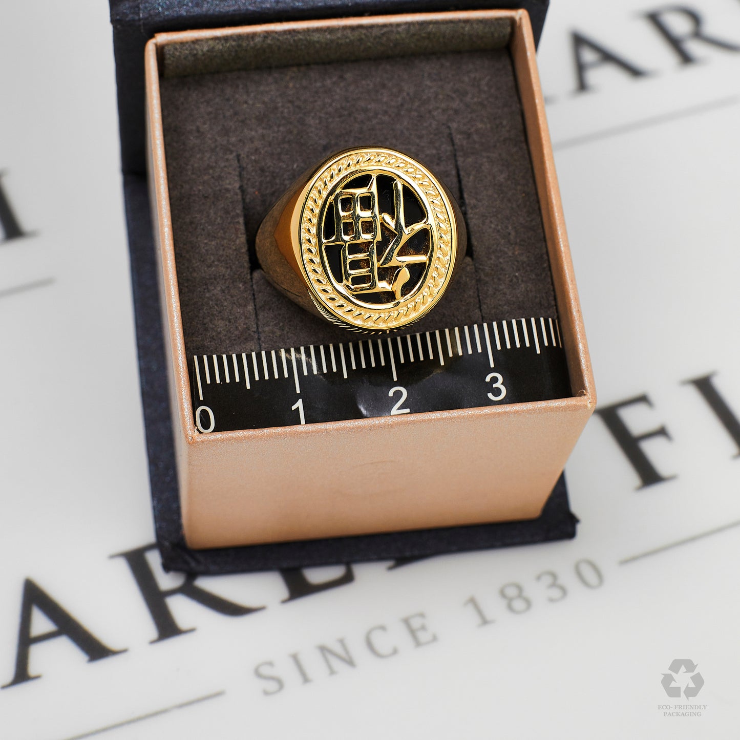 Pre-Owned 9ct Gold Mens Chinese Fortune Onyx Signet Ring