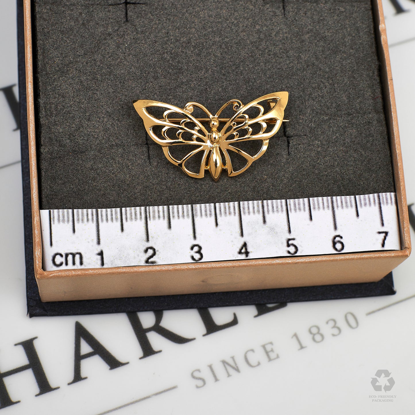 Pre-Owned 9ct Gold Openwork Butterfly Brooch
