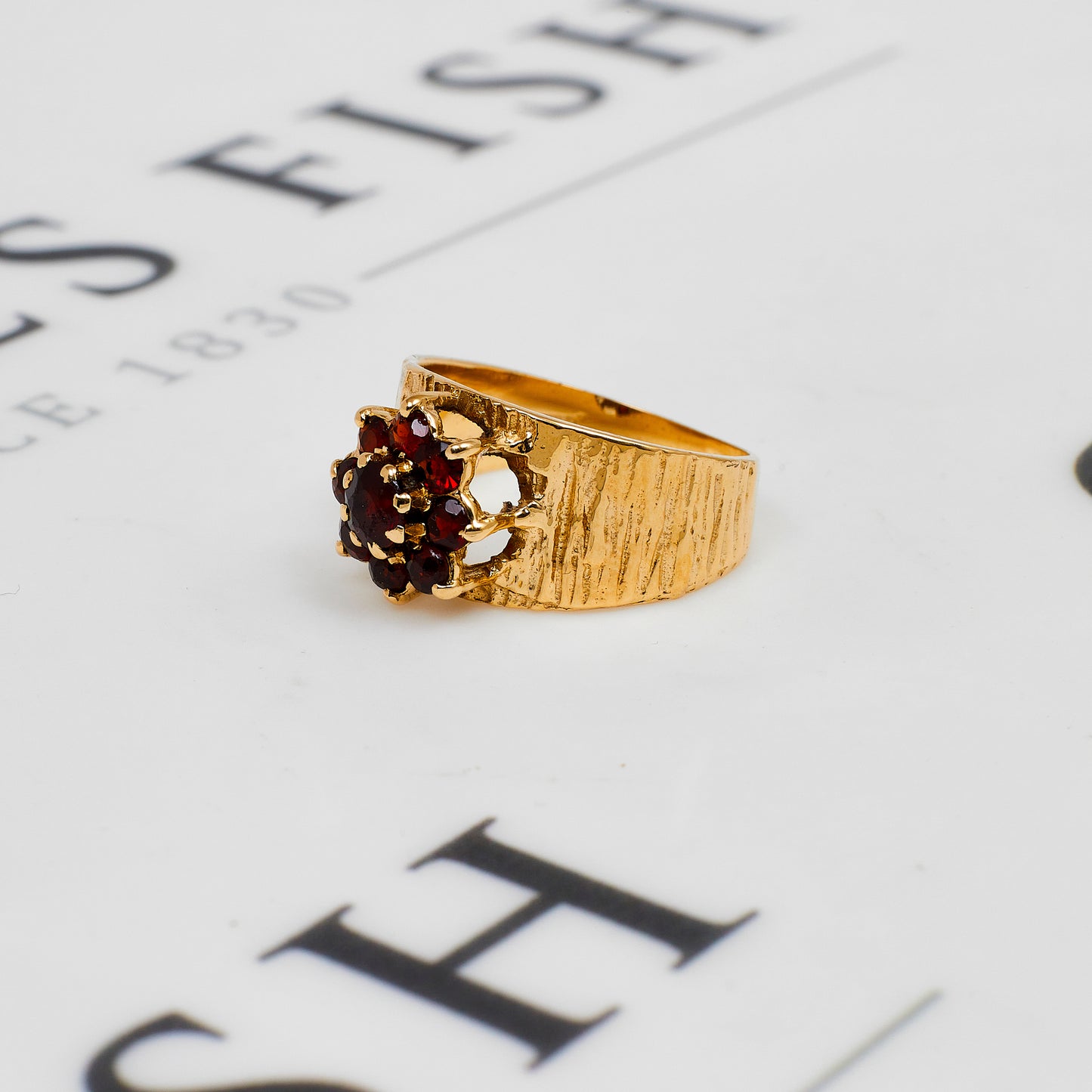 Pre-Owned 9ct Gold Bark Texture Garnet Cluster Ring Size K