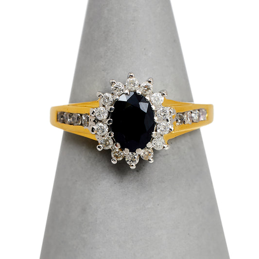 Pre-Owned 18ct Gold Oval Sapphire & Diamond Cluster Ring Size L