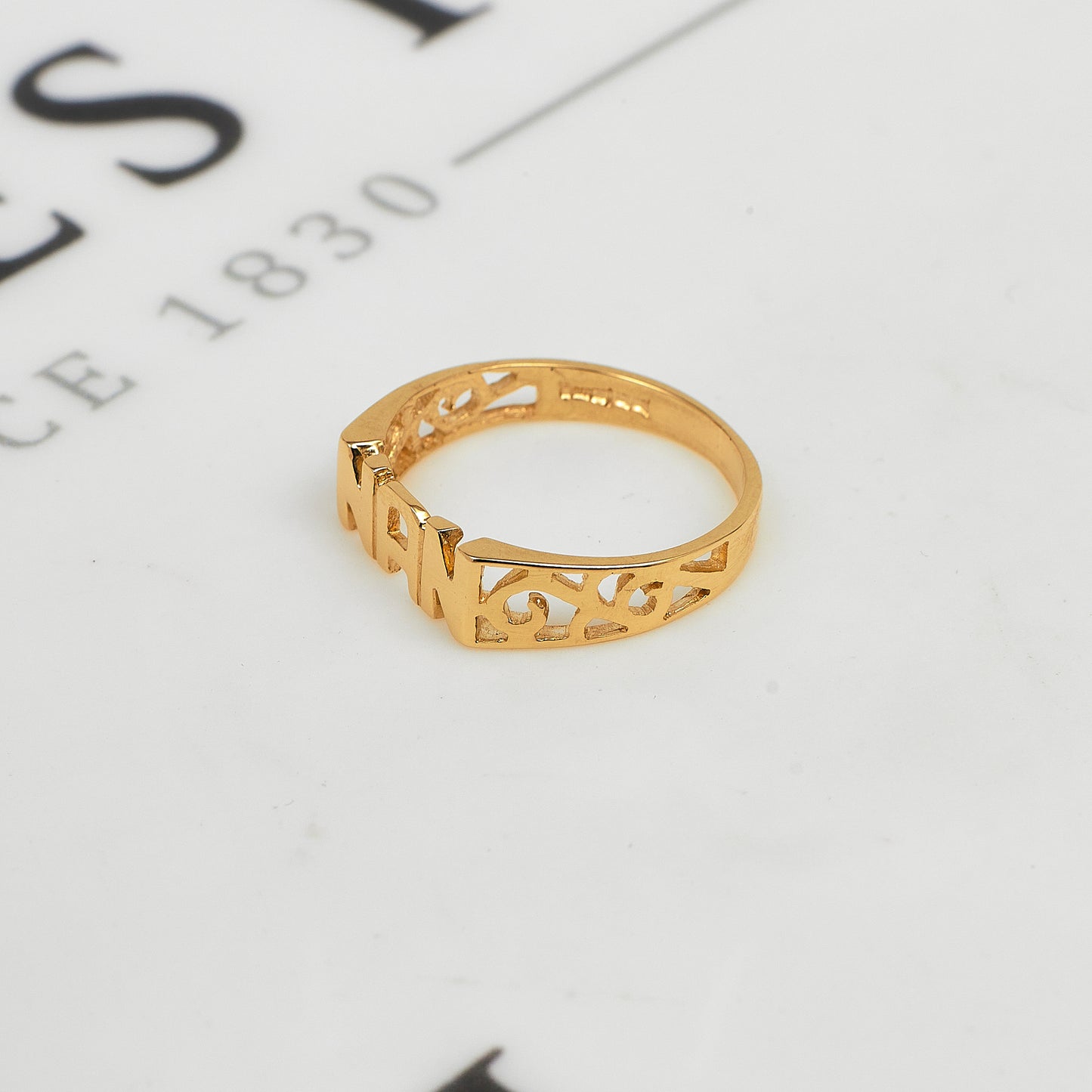 Pre-Owned 9ct Gold NAN Family Ring Size J