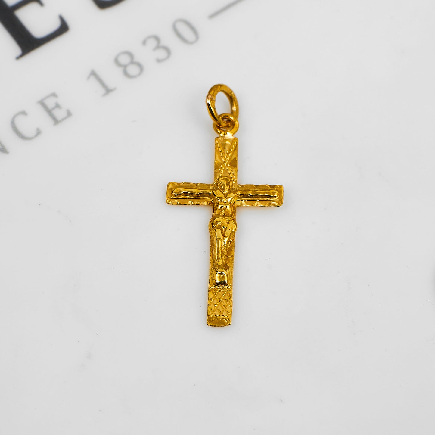 Pre-Owned 22ct Gold Crucifix Pendant