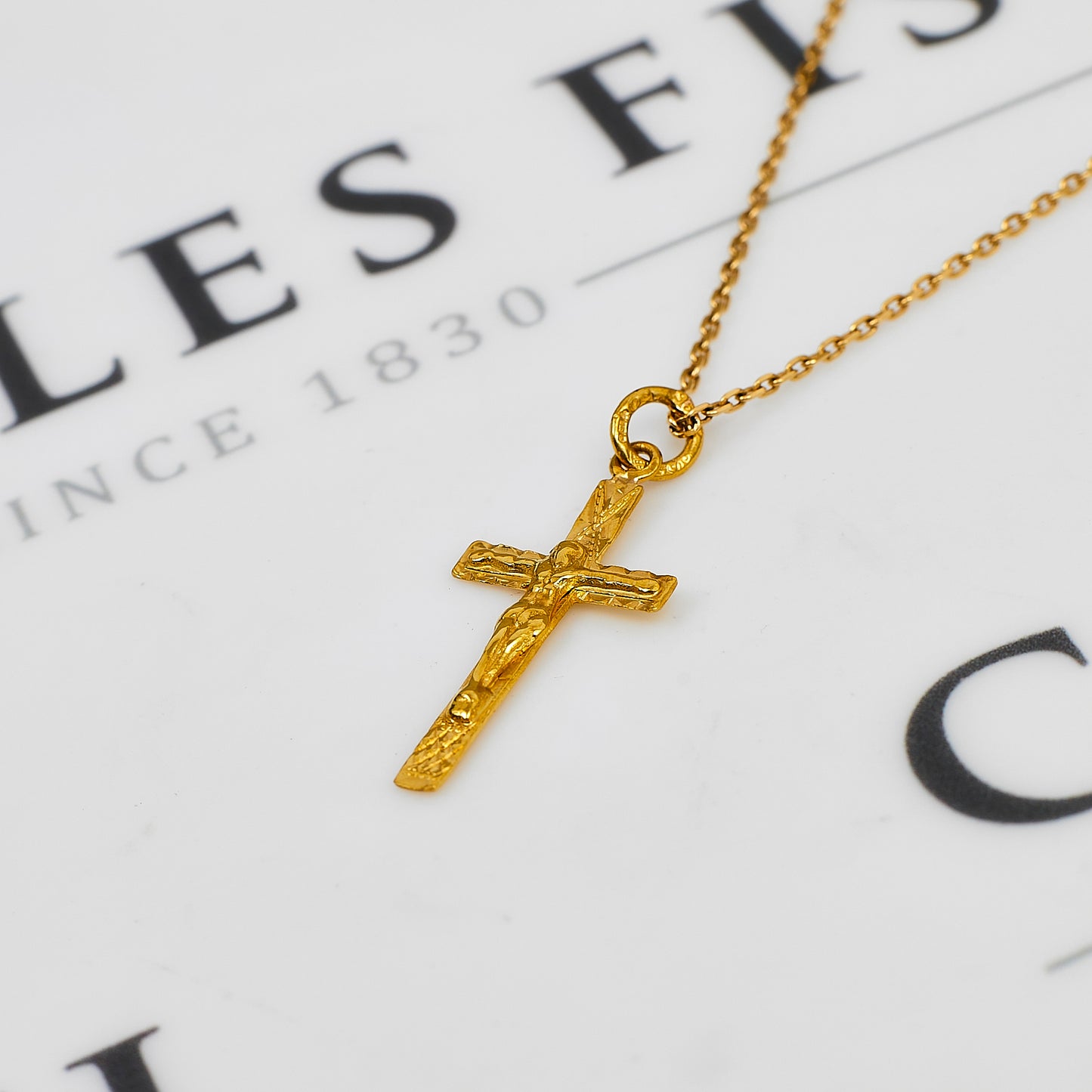 Pre-Owned 22ct Gold Crucifix Pendant