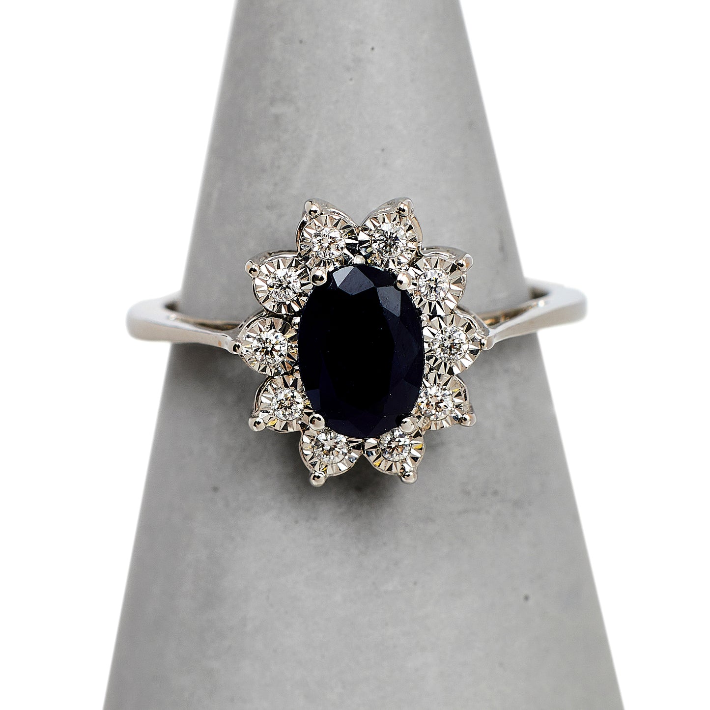 Pre-Owned 9ct White Gold Sapphire & Diamond Ring Size L.5