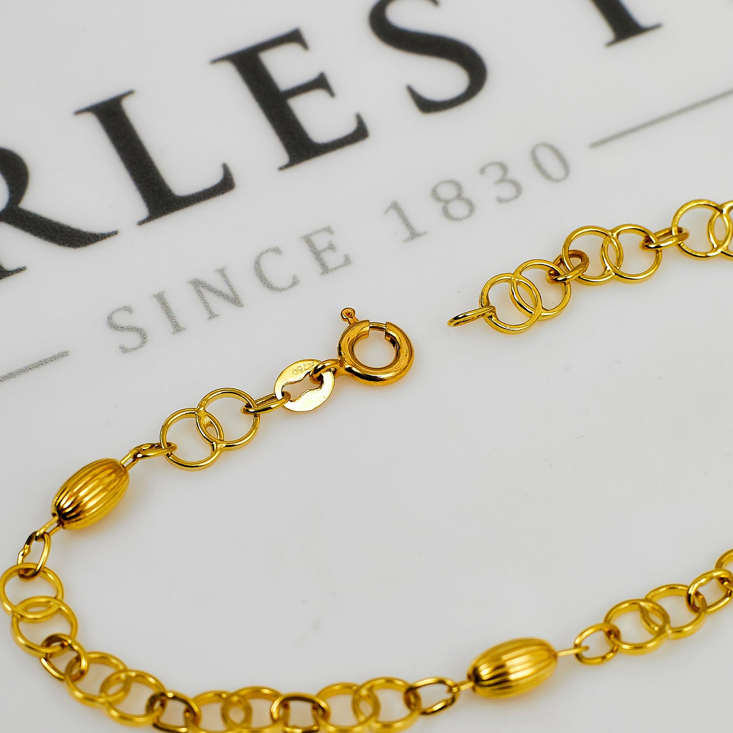 Pre-Owned 18ct Gold Double Circle & Bead Bracelet 7 Inch