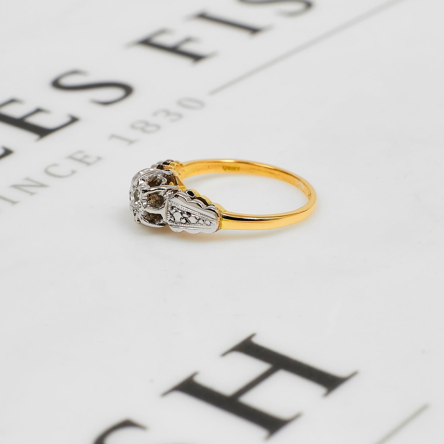 Pre-Owned 18ct Gold 2 Tone Illusion Set Diamond Ring Size L