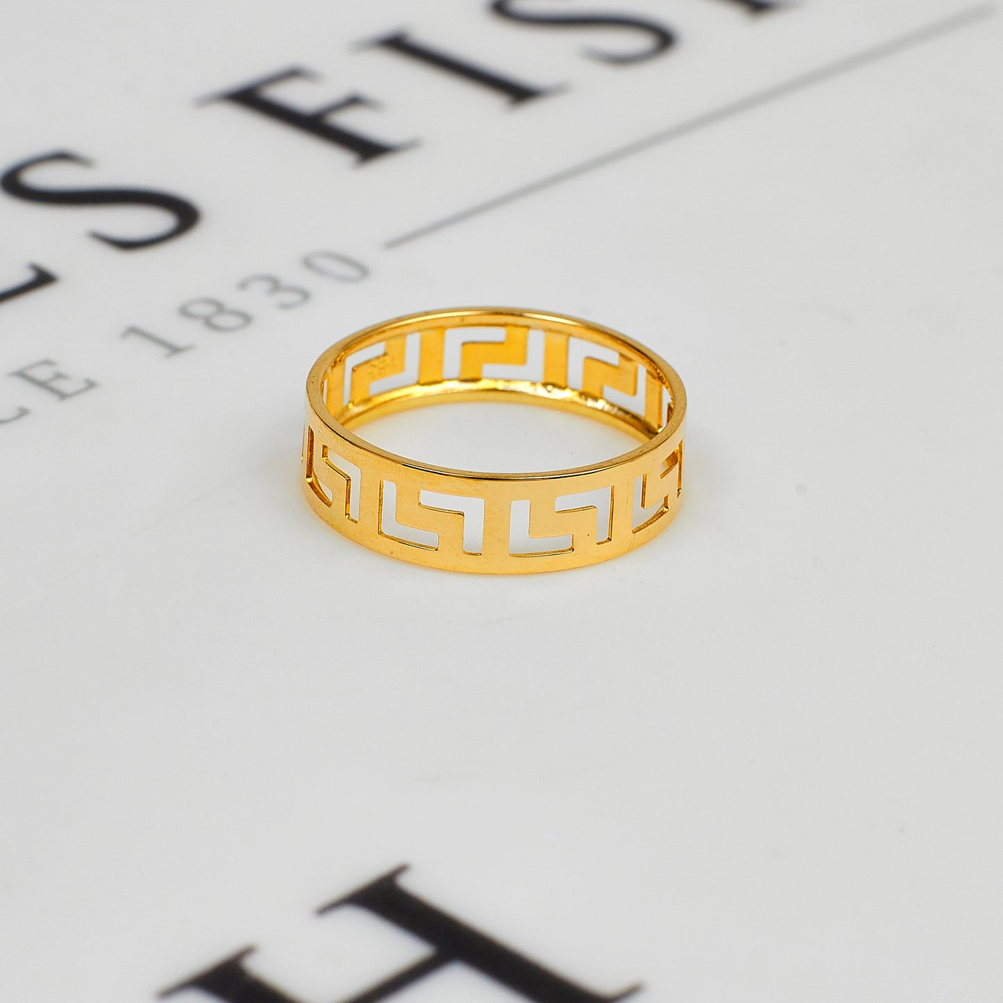 Pre-Owned 14ct Gold Greek Key Band Ring Size O