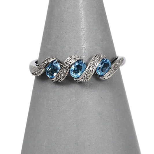 Pre-Owned 9ct White Gold Diamond & Blue Topaz Twist Ring