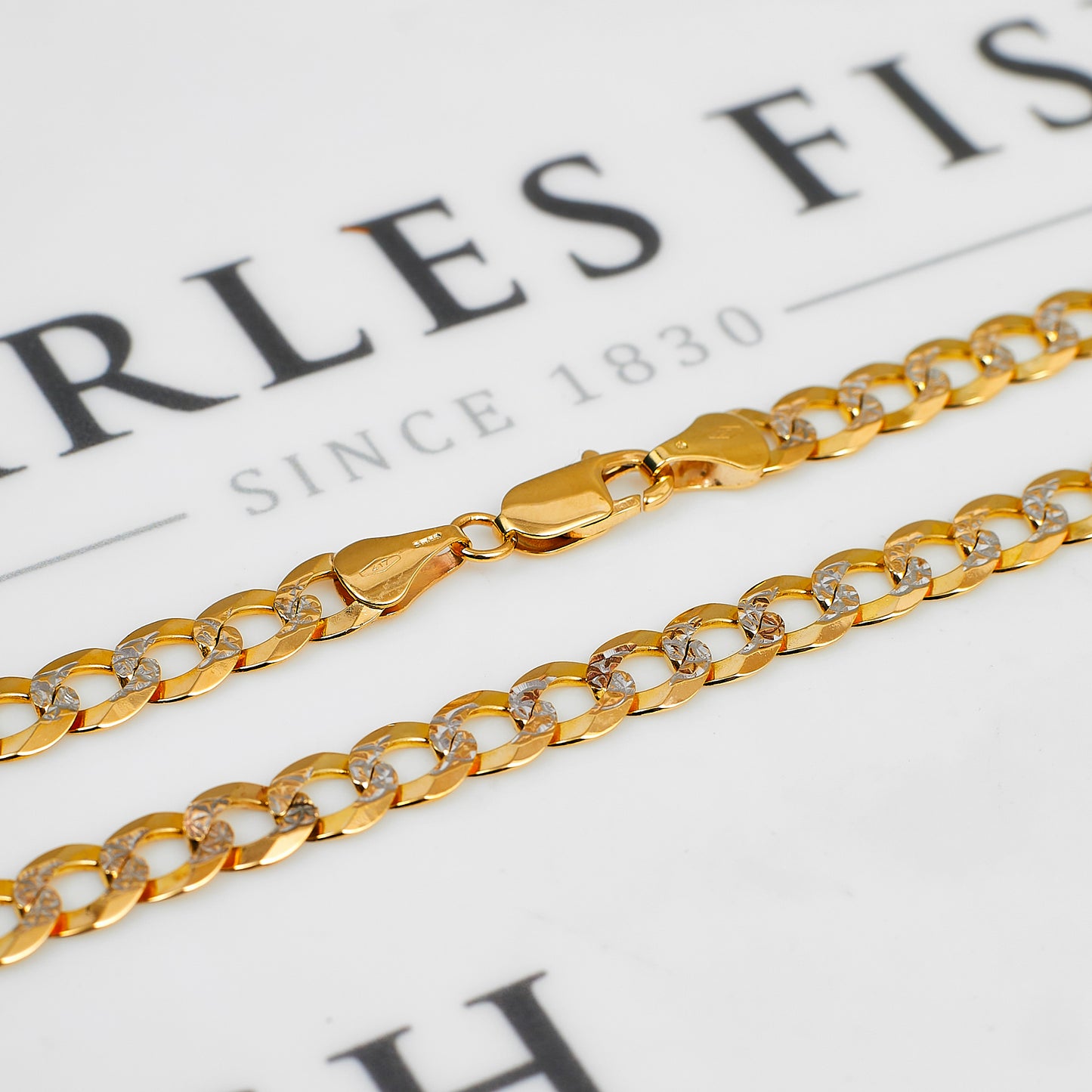 Pre-Owned 9ct Gold 2 Tone Pattern Curb Chain Necklace 24inch