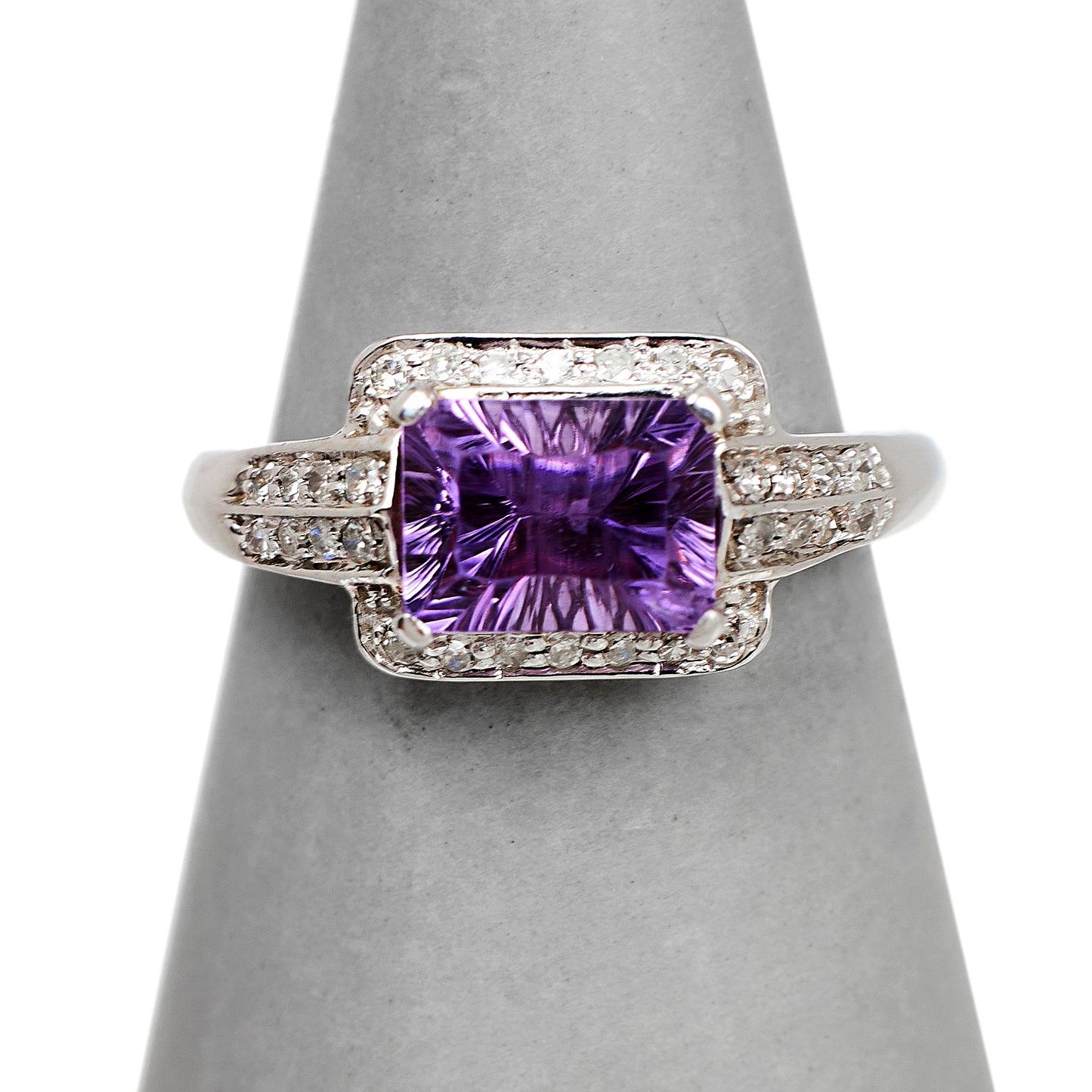 Pre-Owned 9ct White Gold Rectangle Amethyst & Diamond Ring